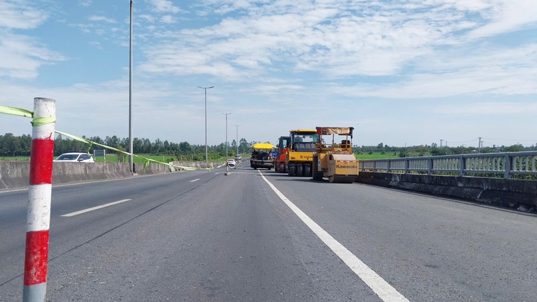 Tuyến Cao L&atilde;nh - Lộ Tẻ vẫn chờ c&aacute;t để tăng tốc thi c&ocirc;ng- Ảnh 1.