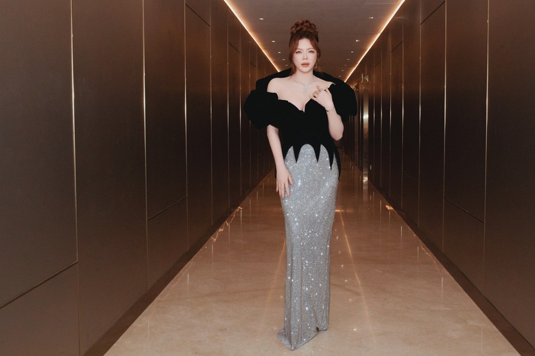 "Ph&uacute; b&agrave;" L&yacute; Nh&atilde; Kỳ d&aacute;t kim cương 3 tỷ đồng đi sự kiện- Ảnh 2.