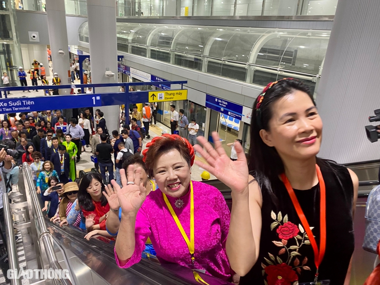 Hướng dẫn chi tiết nơi gửi xe, mua v&eacute;, tuyến bu&yacute;t kết nối metro số 1 thuận tiện nhất- Ảnh 9.