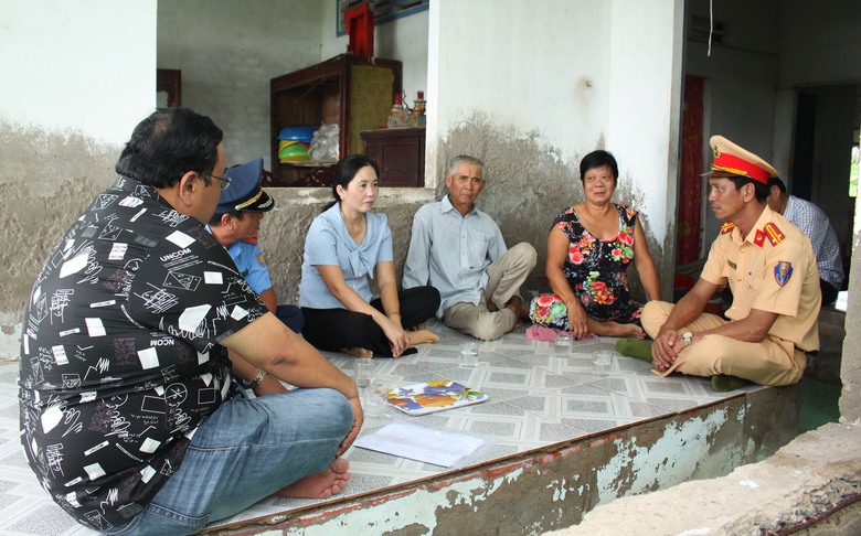 Con mất v&igrave; tai nạn, cha mẹ gi&agrave; kh&ocirc;ng người chăm- Ảnh 2.