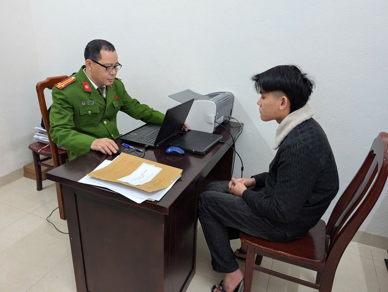 Bất ngờ l&yacute; do nam sinh bị đ&aacute;nh tại s&acirc;n trường- Ảnh 1.