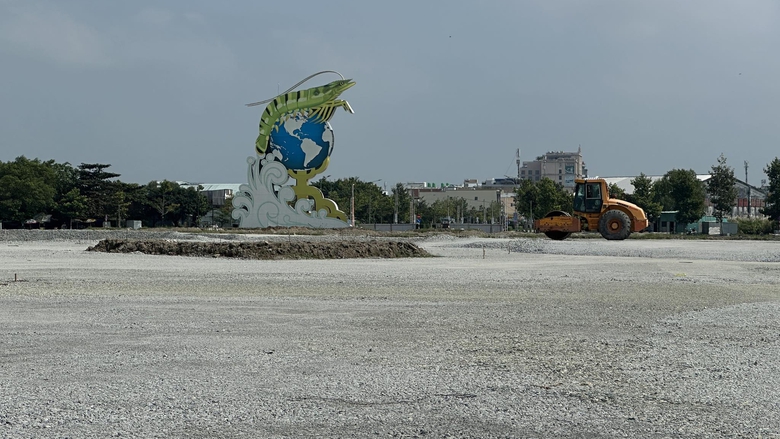 C&agrave; Mau tăng vốn đầu tư quảng trường c&oacute; biểu tượng con t&ocirc;m th&ecirc;m 43 tỷ- Ảnh 1.