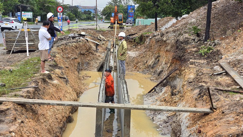 Sau 1 năm khởi c&ocirc;ng, dự &aacute;n n&acirc;ng cấp QL14B Đ&agrave; Nẵng thi c&ocirc;ng ra sao?- Ảnh 6.