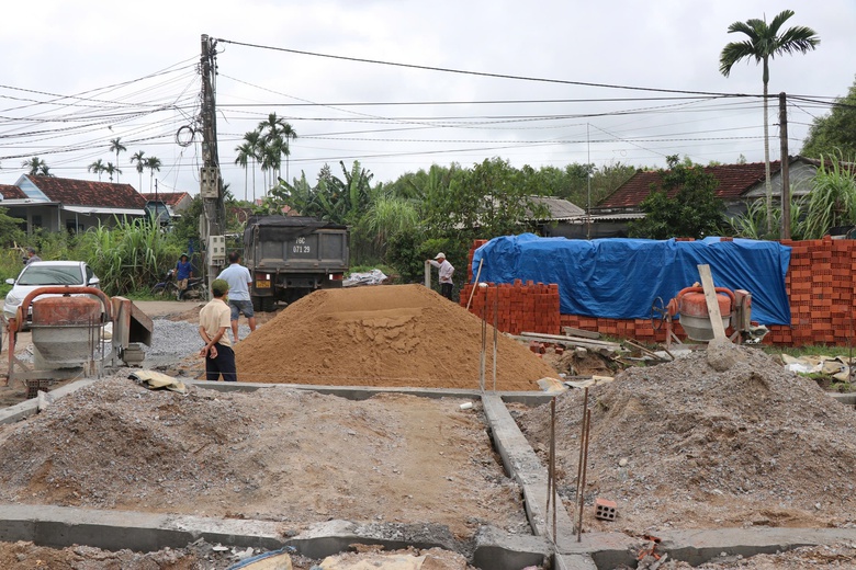 Quảng Ngãi: Bỏ quy hoạch treo cả thập kỷ, người dân thở phào- Ảnh 1. Quảng Ngãi: Bỏ quy hoạch treo cả thập kỷ, người dân thở phào- Ảnh 1.