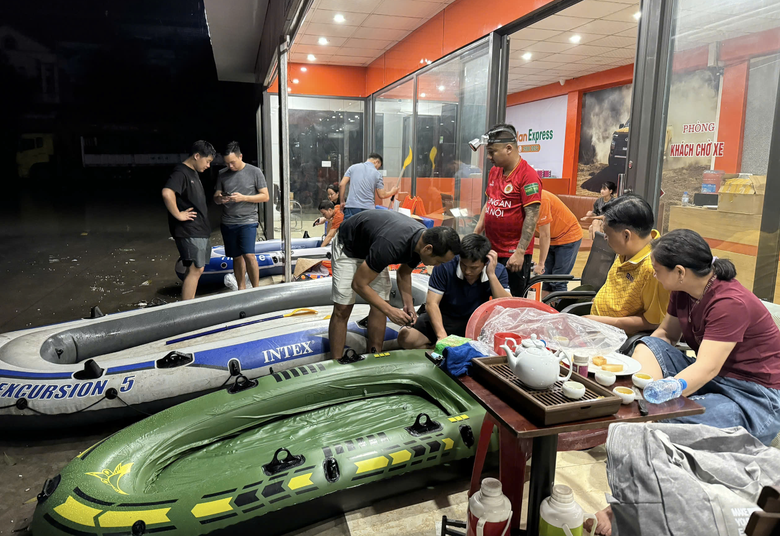 "H&agrave;nh tr&igrave;nh v&agrave;ng" của c&aacute;c doanh nghiệp "V&ocirc; lăng v&agrave;ng"- Ảnh 2.