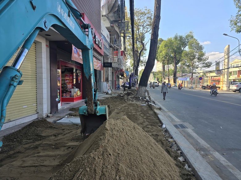 Cần Thơ cải tạo vỉa h&egrave;, sửa cầu đường đ&oacute;n năm mới 2025- Ảnh 1.