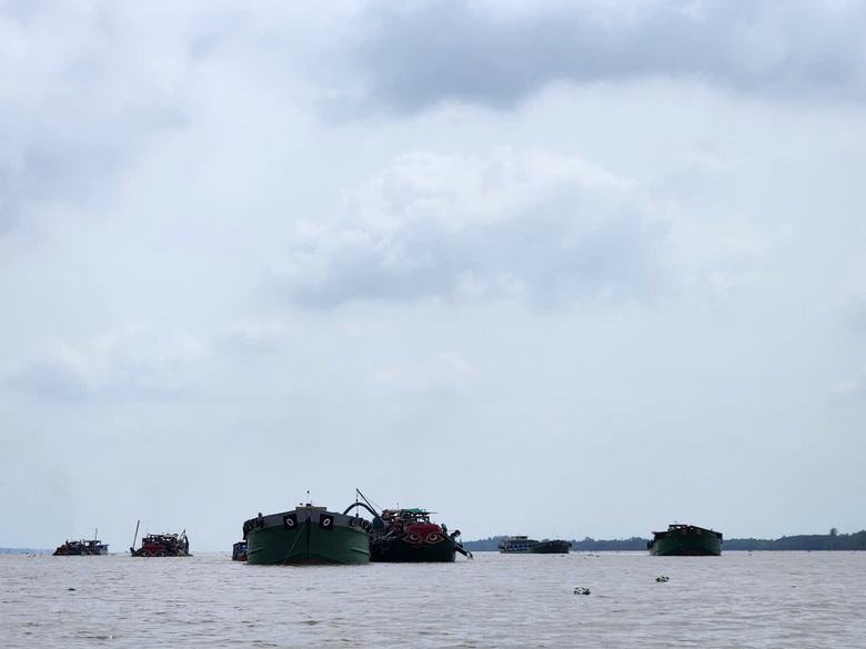 Chi ph&iacute; khai th&aacute;c c&aacute;t bằng c&ocirc;ng nghệ h&uacute;t cao hơn d&ugrave;ng x&aacute;ng cạp- Ảnh 4.