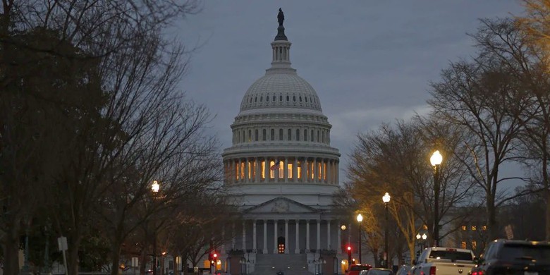 Hạ viện Mỹ ph&ecirc; chuẩn dự luật ngăn Ch&iacute;nh phủ phải đ&oacute;ng cửa ngay l&uacute;c nửa đ&ecirc;m- Ảnh 1.