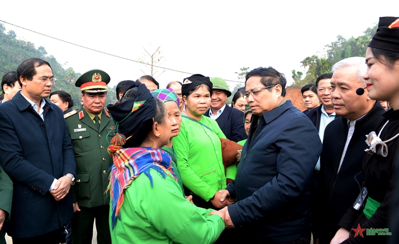 Thủ tướng: "Sự sống nảy sinh từ c&aacute;i chết" ở L&agrave;ng Nủ, Nậm T&ocirc;ng, Kho V&agrave;ng- Ảnh 1.