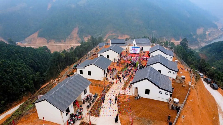 Thủ tướng: "Sự sống nảy sinh từ c&aacute;i chết" ở L&agrave;ng Nủ, Nậm T&ocirc;ng, Kho V&agrave;ng- Ảnh 7.