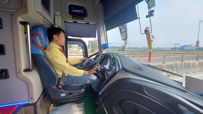 Những bác tài có tâm, xả thân vì cộng đồng- Ảnh 3. Những bác tài có tâm, xả thân vì cộng đồng- Ảnh 3.