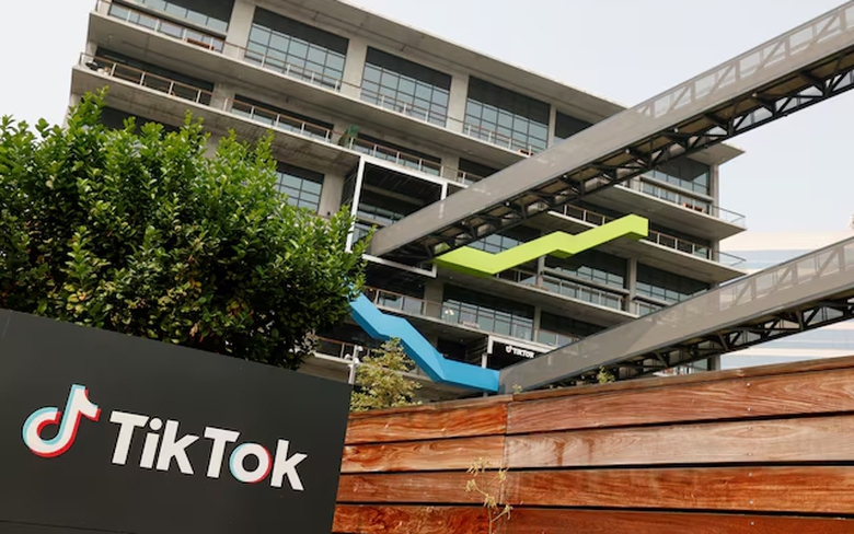 &Ocirc;ng Trump tiết lộ l&yacute; do muốn giữ TikTok hoạt động tại Mỹ