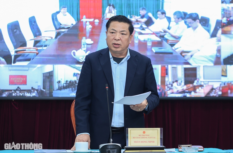 Bộ trưởng GTVT: Tr&aacute;nh t&acirc;m l&yacute; n&oacute;ng vội, đảm bảo chất lượng thực hiện 3.000km cao tốc- Ảnh 1.