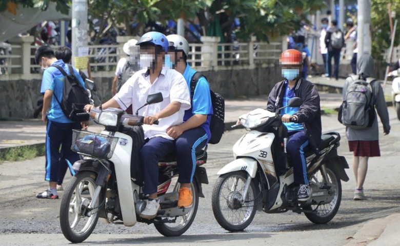 Dạy học sinh kỹ năng l&aacute;i xe m&aacute;y, ngăn tai nạn- Ảnh 1.