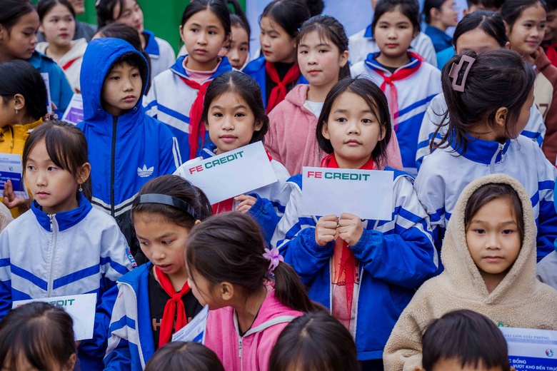 FE CREDIT viết tiếp h&agrave;nh tr&igrave;nh v&igrave; cộng đồng, sẻ chia c&ugrave;ng ph&aacute;t triển- Ảnh 1.