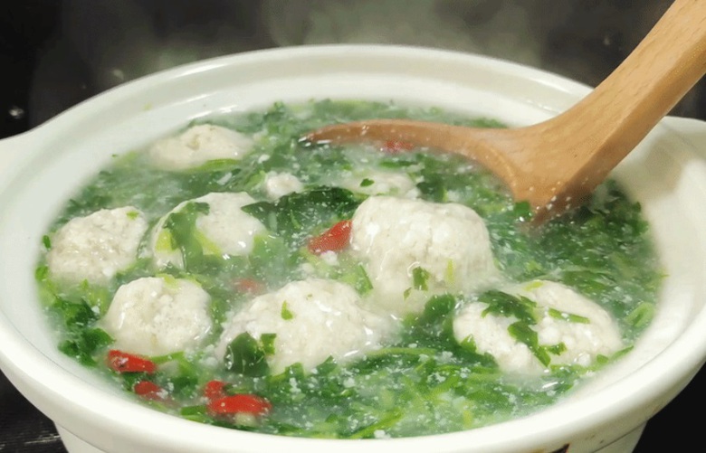 Loại rau "ho&agrave;ng đế" c&oacute; nhiều v&agrave;o mua đ&ocirc;ng, nấu kiểu n&agrave;y vừa ngon lại bổ dưỡng- Ảnh 4.