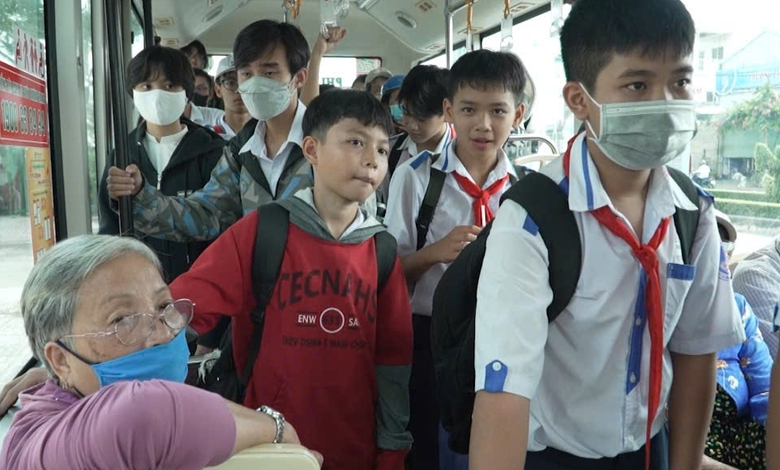 Lý do xe buýt Cần Thơ hút học sinh sử dụng làm phương tiện đi lại- Ảnh 2. Lý do xe buýt Cần Thơ hút học sinh sử dụng làm phương tiện đi lại- Ảnh 2.