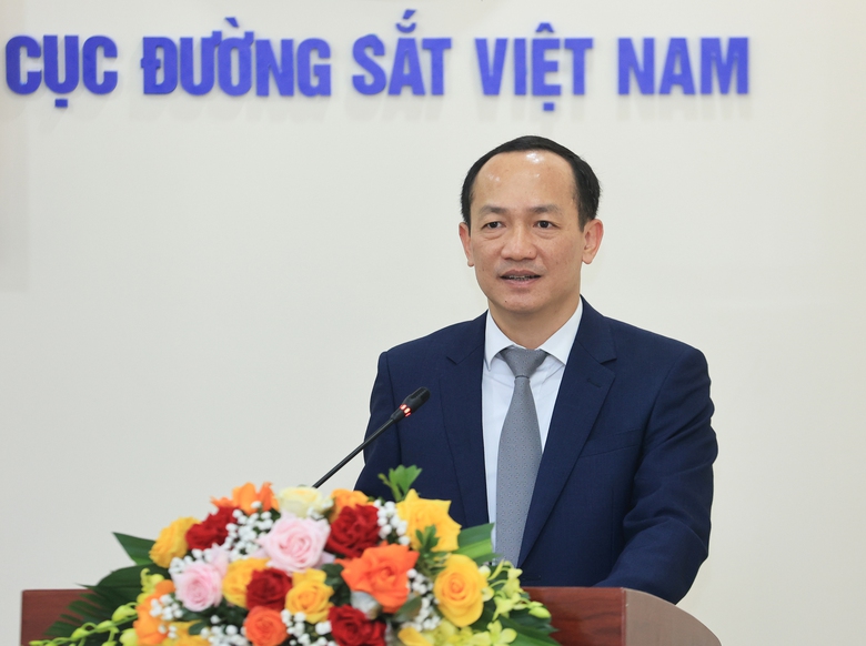 Bộ trưởng GTVT: Ch&uacute; trọng đ&agrave;o tạo nh&acirc;n lực, sẵn s&agrave;ng vận h&agrave;nh đường sắt tốc độ cao- Ảnh 2.