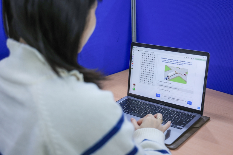 Kiểm so&aacute;t học l&yacute; thuyết l&aacute;i xe trực tuyến- Ảnh 1.