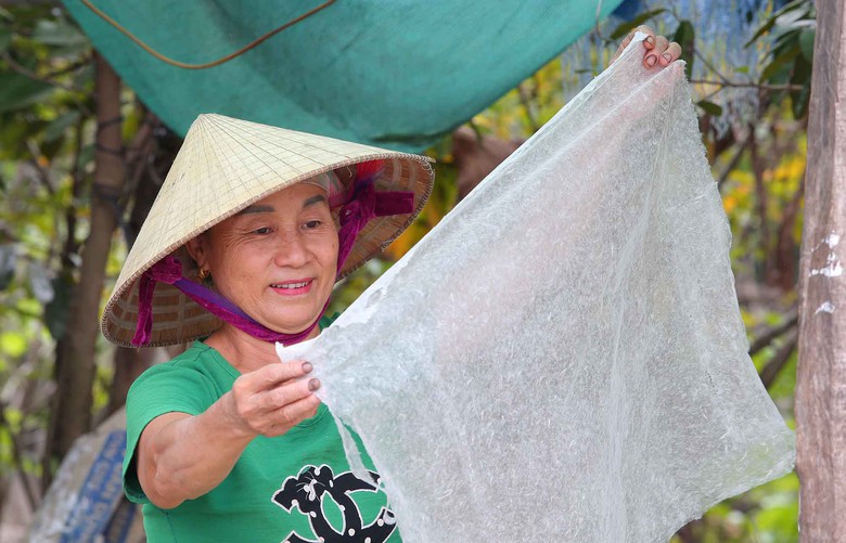Mai một l&agrave;ng nghề giấy d&oacute; độc nhất xứ Nghệ - Ảnh 2.