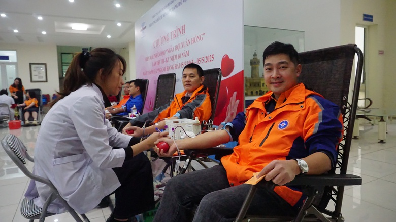 Tuổi trẻ h&agrave;ng hải lan tỏa tinh thần nh&acirc;n văn hiến m&aacute;u cứu người- Ảnh 6.