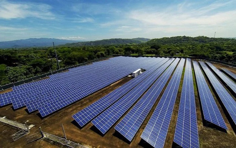 Dự &aacute;n điện mặt trời hưởng sai gi&aacute; FIT sẽ phải x&aacute;c định lại gi&aacute; mua b&aacute;n điện