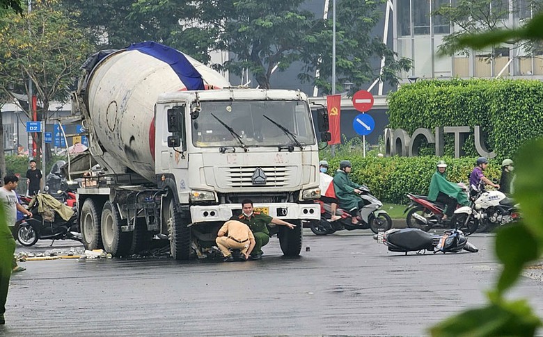 Hiện trường vụ tai nạn khiến một người tử vong tại chỗ.