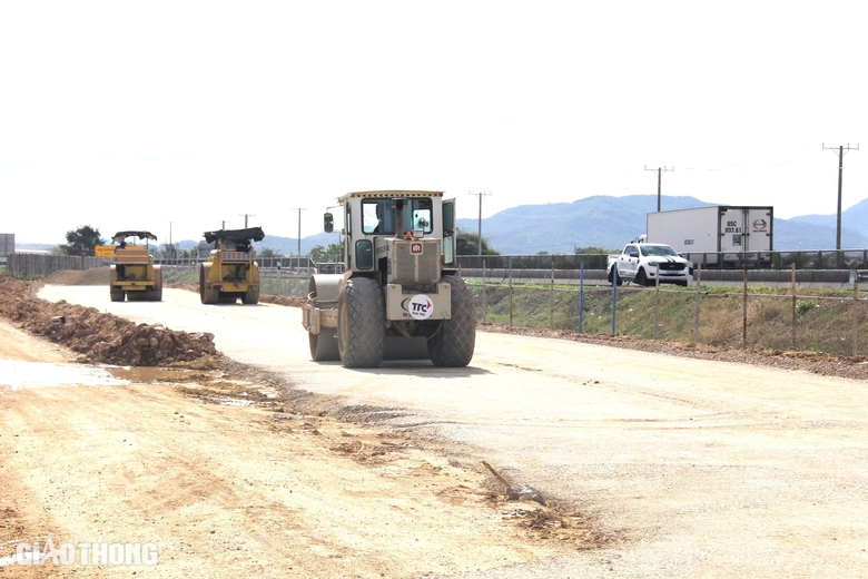 To&agrave;n cảnh trạm dừng nghỉ cao tốc Vĩnh Hảo - Phan Thiết sau 4 th&aacute;ng khởi c&ocirc;ng- Ảnh 5.