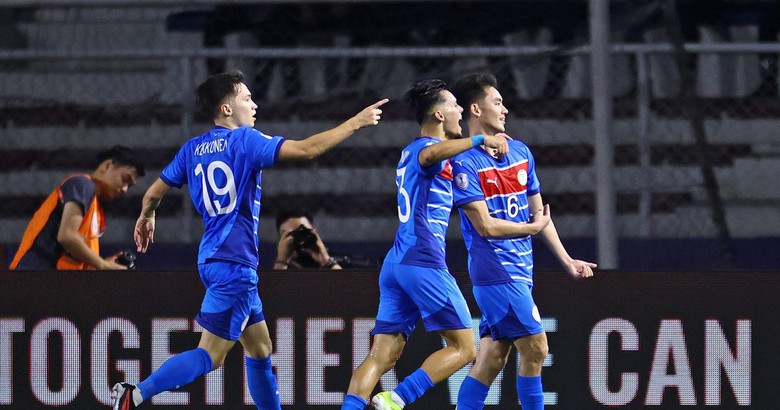 Chưa v&agrave;o chung kết AFF Cup, sao Philippines đ&atilde; hẹn t&aacute;i đấu tuyển Việt Nam- Ảnh 1.