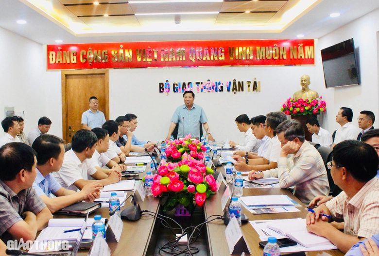 Bộ trưởng Trần Hồng Minh: Tập trung nguồn lực, duy tr&igrave; tiến độ c&aacute;c dự &aacute;n cao tốc ph&iacute;a Nam- Ảnh 1.