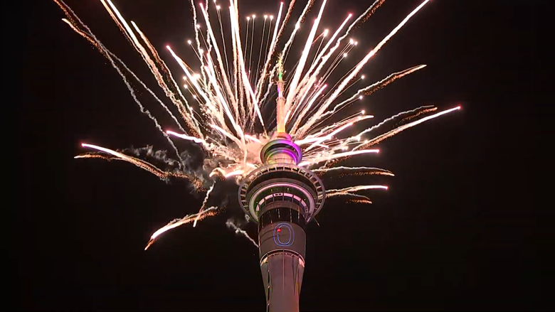 Những màn pháo hoa đầu tiên trên thế giới chào đón năm 2025- Ảnh 6. Những màn pháo hoa đầu tiên trên thế giới chào đón năm 2025- Ảnh 6.