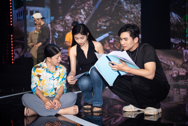 H&eacute; lộ h&igrave;nh ảnh tổng duyệt của d&agrave;n nghệ sĩ tại T&aacute;o Xu&acirc;n 2025- Ảnh 3.