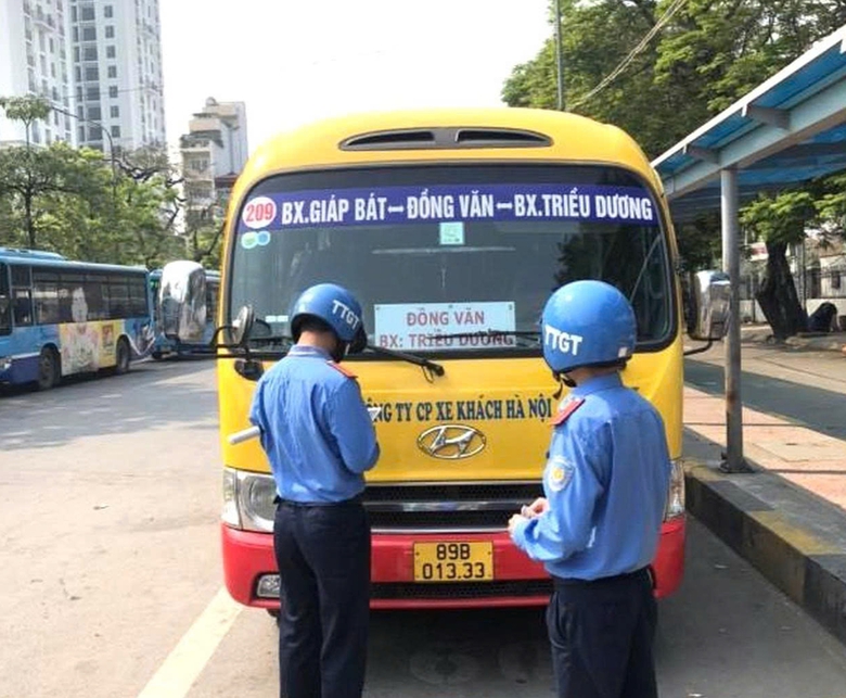 H&agrave; Nội tăng cường kiểm tra, xử l&yacute; vi phạm trong kinh doanh vận tải dịp Tết- Ảnh 1.