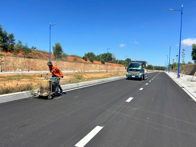 Th&ocirc;ng xe tuyến đường 3,6km kết nối s&acirc;n bay Phan Thiết- Ảnh 1.