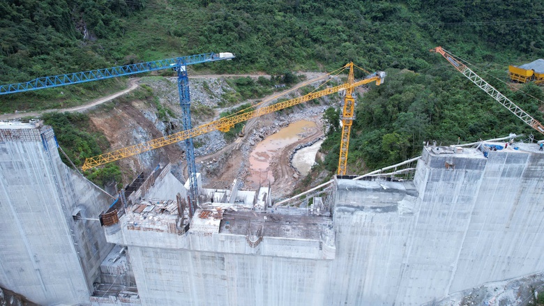 Cận cảnh hiện trường vụ 5 c&ocirc;ng nh&acirc;n thuỷ điện gặp nạn ở Kon Tum- Ảnh 10.