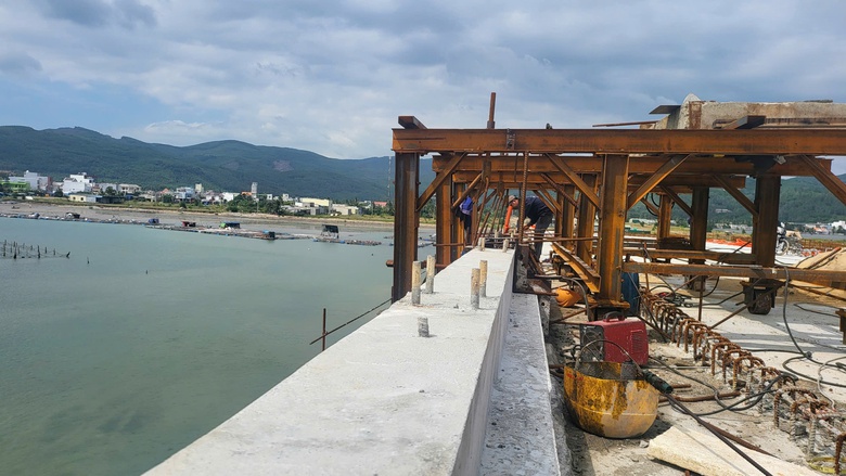 Đua tiến độ quyết ho&agrave;n th&agrave;nh cầu Thạnh Đức 265 tỷ đầu năm 2025- Ảnh 3.