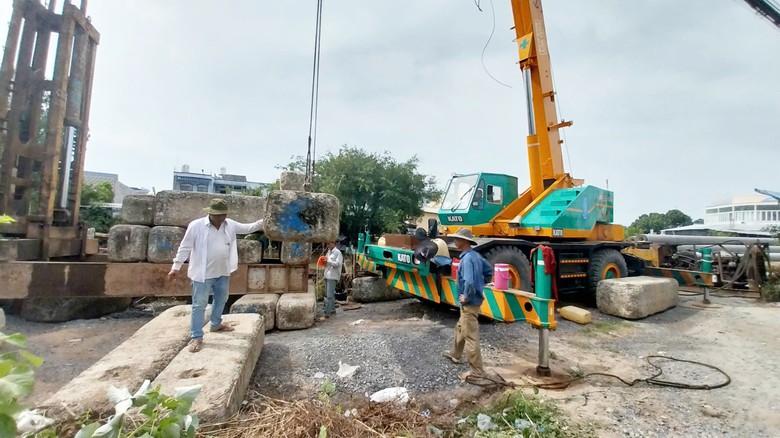 Đồng Tháp: Khắc phục tuyến đường sạt lở nhằm đảm bảo an toàn giao thông- Ảnh 1. Đồng Tháp: Khắc phục tuyến đường sạt lở nhằm đảm bảo an toàn giao thông- Ảnh 1.