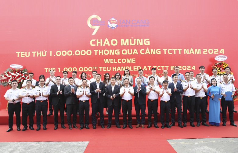 Cảng T&acirc;n Cảng - C&aacute;i M&eacute;p Thị Vải đ&oacute;n TEU h&agrave;ng thứ 1 triệu- Ảnh 3.