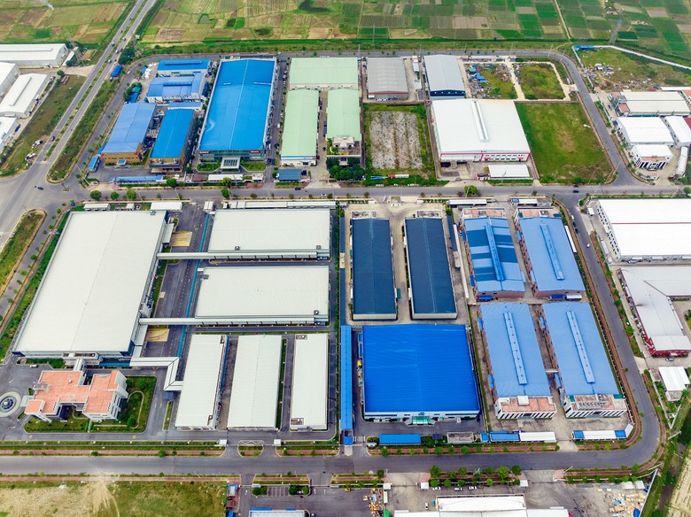 Đầu tư c&ocirc;ng nghệ để bắt kịp xu thế ph&aacute;t triển bền vững khu c&ocirc;ng nghiệp- Ảnh 2.