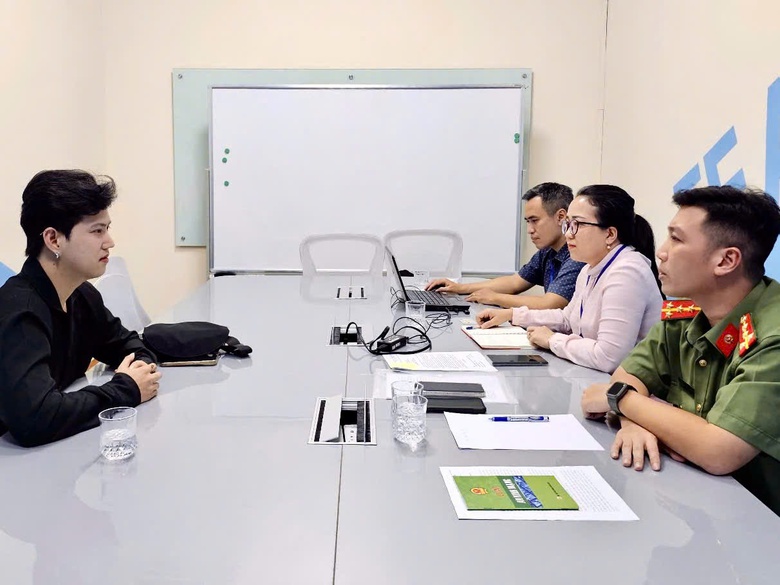 TikToker Nờ &Ocirc; N&ocirc; bị phạt 30 triệu v&igrave; clip x&uacute;c phạm danh nh&acirc;n, anh h&ugrave;ng d&acirc;n tộc- Ảnh 1.