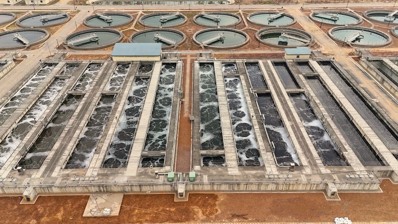 Cận cảnh nhà máy làm nhiệm vụ hồi sinh sông Tô Lịch nhờ nước hồ Tây- Ảnh 3. Cận cảnh nhà máy làm nhiệm vụ hồi sinh sông Tô Lịch nhờ nước hồ Tây- Ảnh 3.