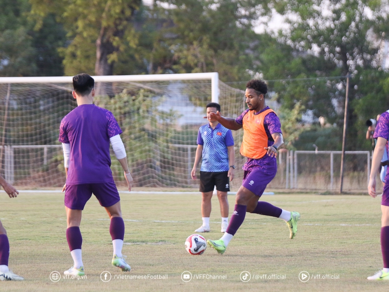 &ldquo;M&aacute;y ghi b&agrave;n&rdquo; ở V-League đặt mục ti&ecirc;u lật ng&ocirc;i Th&aacute;i Lan tại AFF Cup- Ảnh 1.