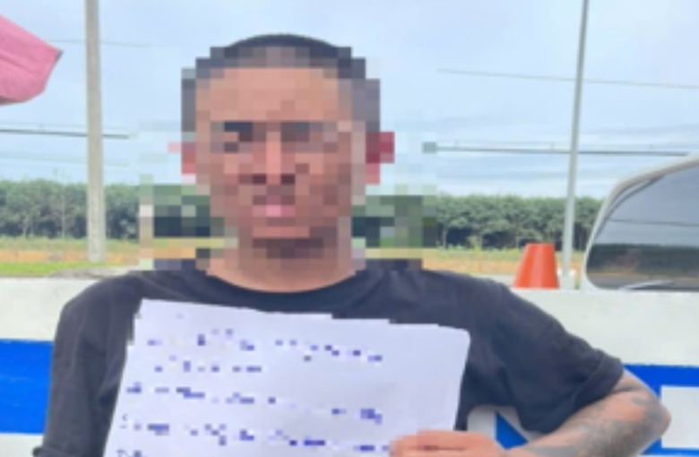 Phát hiện tài xế ô tô tải không có giấy phép lái xe, dương tính với ma túy- Ảnh 1. Phát hiện tài xế ô tô tải không có giấy phép lái xe, dương tính với ma túy- Ảnh 1.