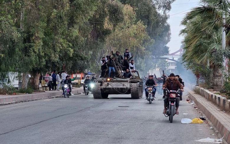 Syria: Li&ecirc;n minh phiến qu&acirc;n tuy&ecirc;n bố chiếm thủ đ&ocirc; Damascus gồm những lực lượng n&agrave;o?