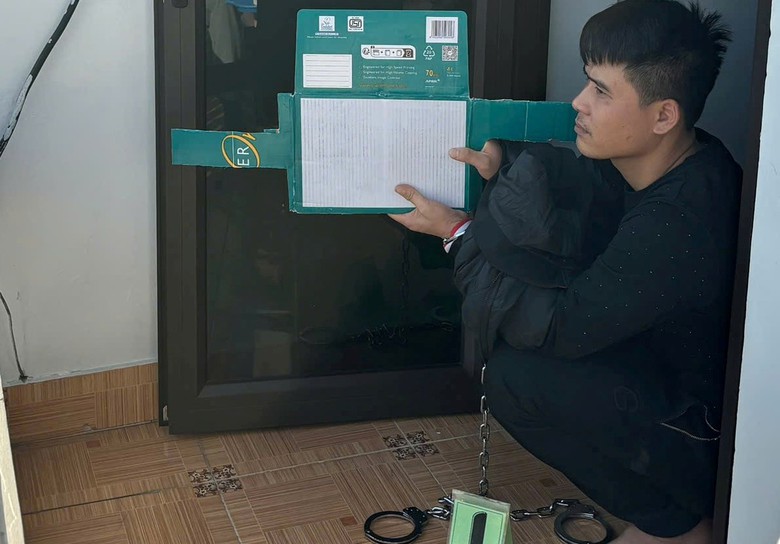 Lời khai của đối tượng d&ugrave;ng s&uacute;ng bắn hỏng camera nh&agrave; h&agrave;ng x&oacute;m- Ảnh 1.