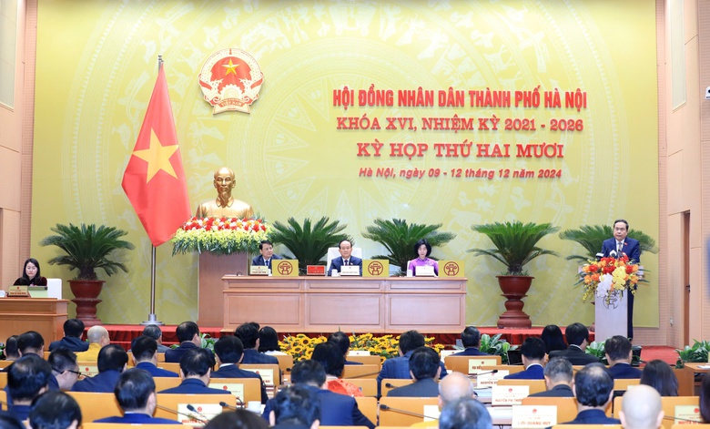 Chủ tịch Quốc hội mong H&agrave; Nội đi đầu trong cuộc c&aacute;ch mạng tinh gọn tổ chức bộ m&aacute;y- Ảnh 2.