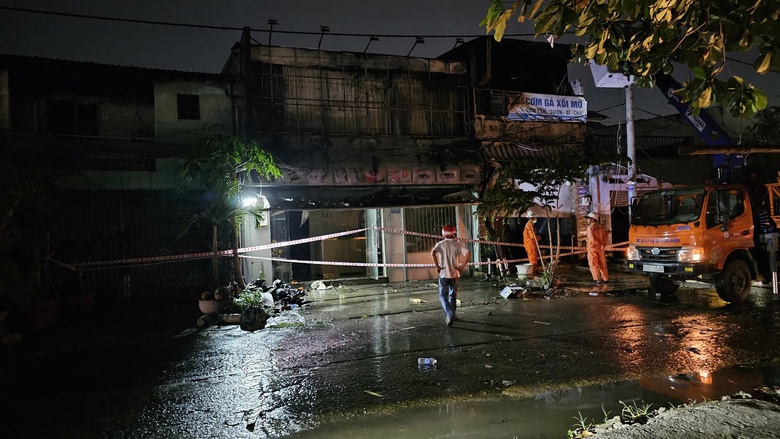Ch&aacute;y tiệm spa ở B&igrave;nh T&acirc;n, nh&acirc;n vi&ecirc;n th&aacute;o chạy t&aacute;n loạn- Ảnh 2.