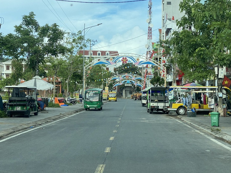 Xe hết hạn đăng kiểm hoạt động ở c&aacute;c đảo: Quảng Ninh xử l&yacute; thế n&agrave;o?- Ảnh 4.