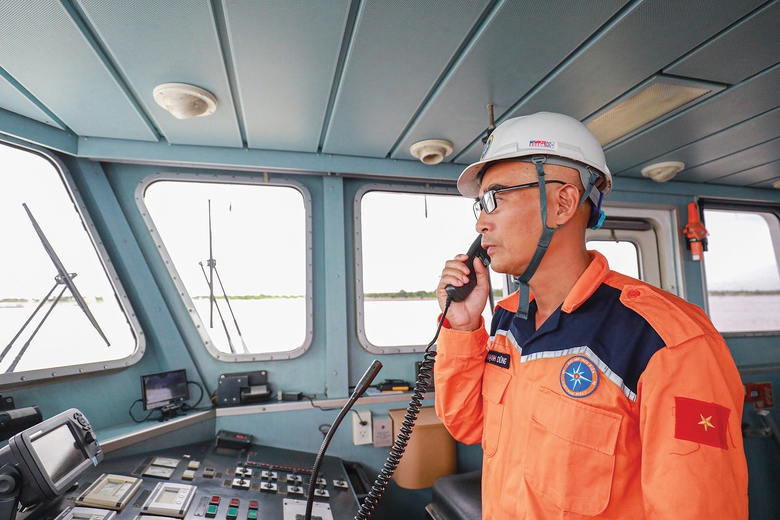 Tết xa nh&agrave; của l&iacute;nh cứu nạn- Ảnh 1.