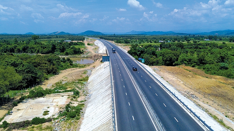 Cầu đường nối th&ocirc;ng, giao th&ocirc;ng cất c&aacute;nh- Ảnh 2.